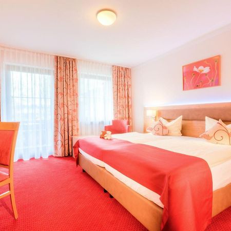 באד אנדורף Stroebinger Hof - Therme Wellness Resort מראה חיצוני תמונה