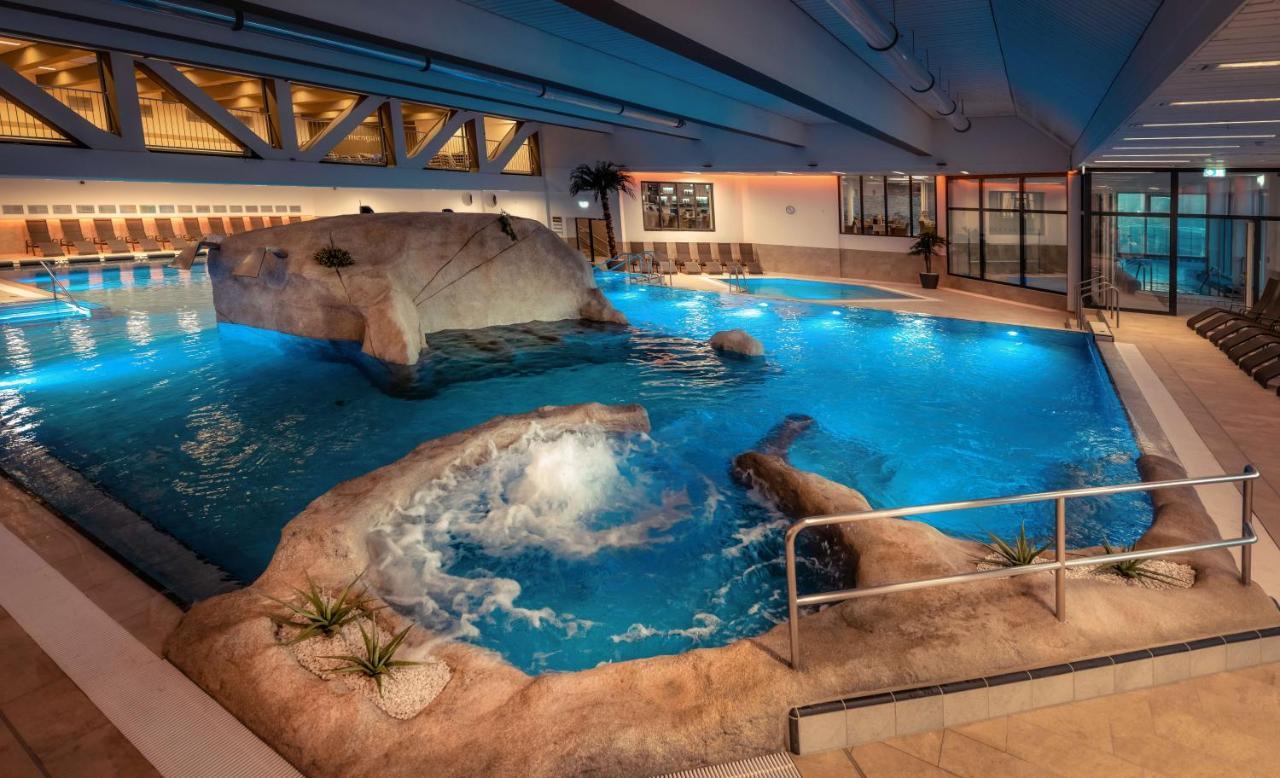 באד אנדורף Stroebinger Hof - Therme Wellness Resort מראה חיצוני תמונה