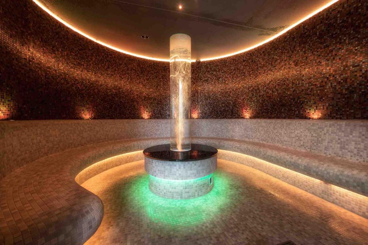 באד אנדורף Stroebinger Hof - Therme Wellness Resort מראה חיצוני תמונה
